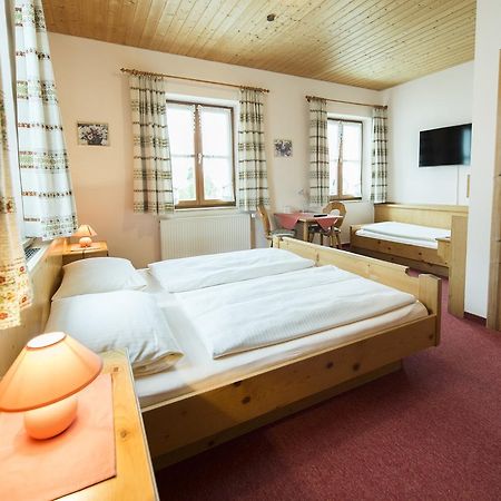 Landgasthof Pilsenhof Entenbraterei Hechendorf am Pilsensee ภายนอก รูปภาพ