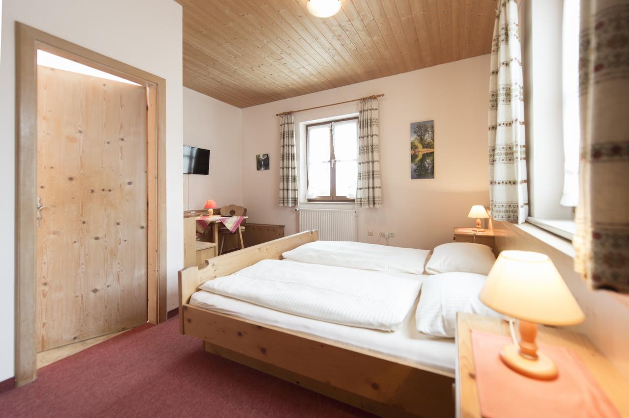 Landgasthof Pilsenhof Entenbraterei Hechendorf am Pilsensee ภายนอก รูปภาพ